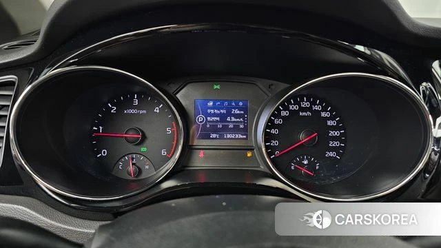 Kia All New Carnival id 4605385 из Кореи 18