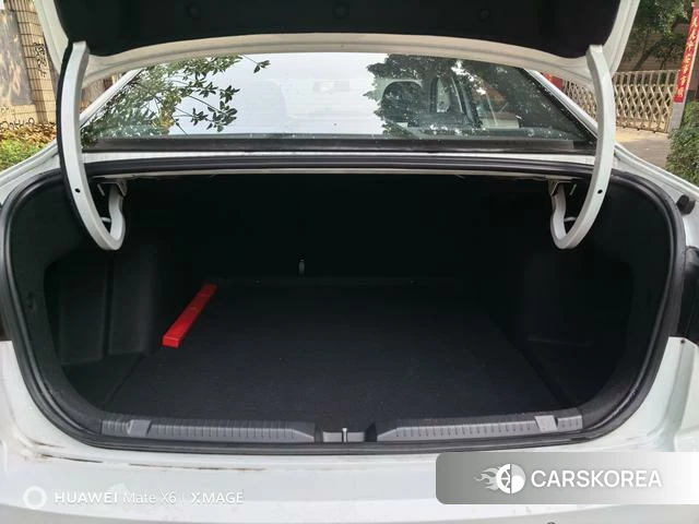 Volkswagen Bora id 3857851 из Китая 14