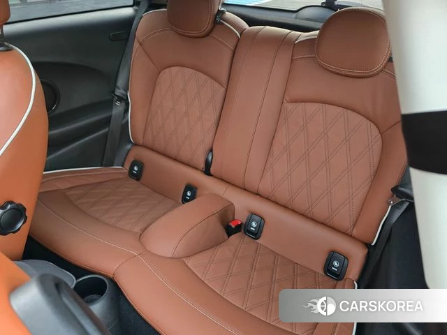 Mini Cooper S id 4333987 из Кореи 18