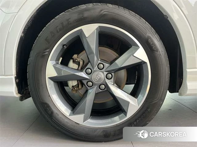 Audi Q3 id 4217532 из Китая 12