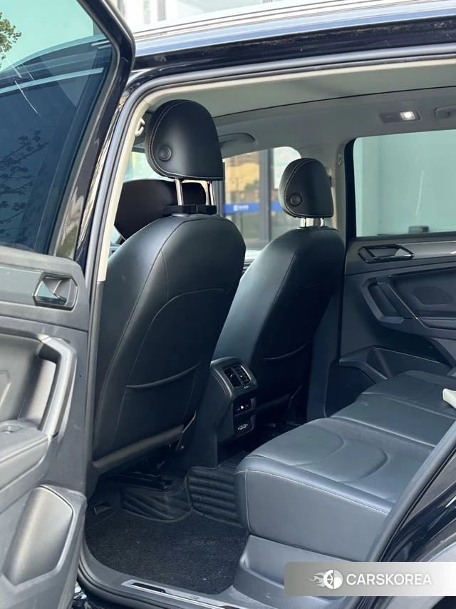Volkswagen Tiguan L id 4336112 из Китая 8