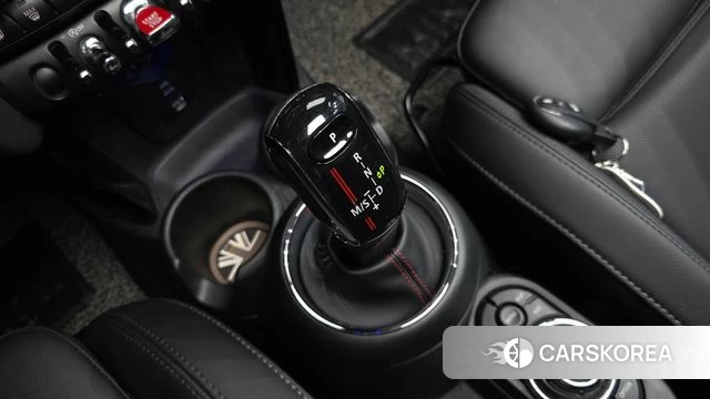 Mini Cooper S id 4785045 из Кореи 29
