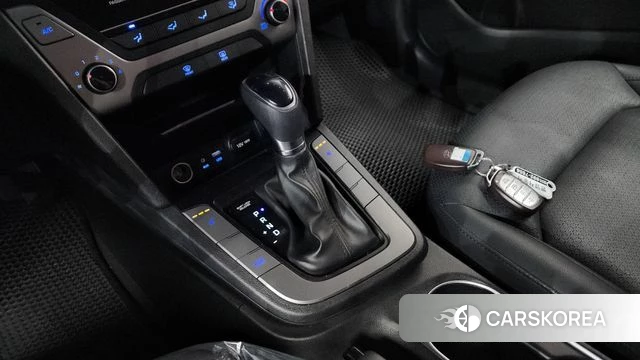 Hyundai Avante AD id 3873752 из Кореи 18