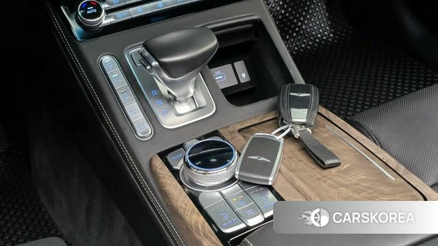 Genesis G90 id 4020039 из Кореи 18