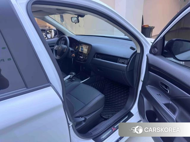 Mitsubishi  Outlander id 4241046 из Китая 17