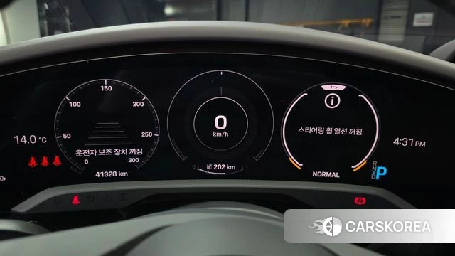 Porsche Taycan id 4293983 из Кореи 34