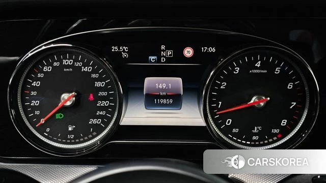 Mercedes-Benz E-Class W213 id 3955389 из Кореи 18