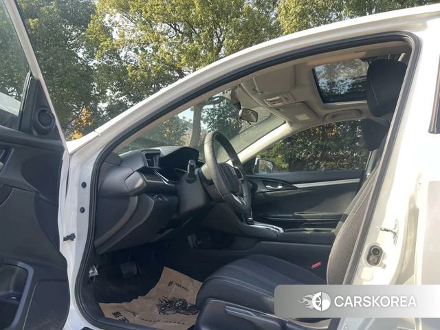 Honda Civic id 4255785 из Китая 8
