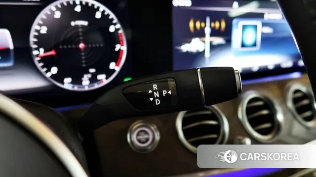 Mercedes-Benz E-Class W213 id 3598684 из Кореи 16