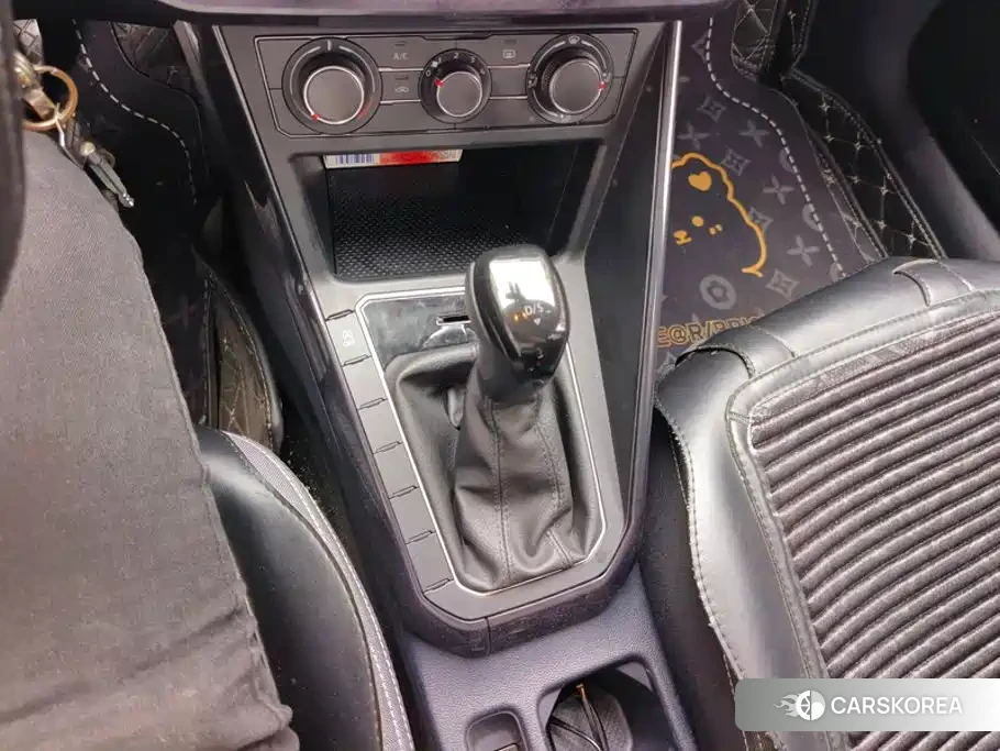 Volkswagen Lavida id 4553875 из Китая 14