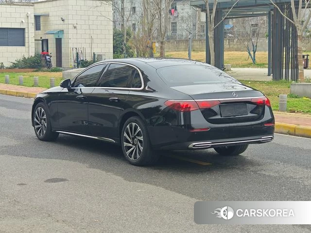 Mercedes-Benz E-class id 4275490 из Китая 24