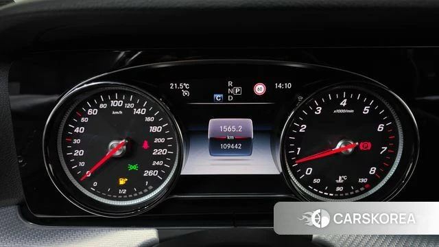 Mercedes-Benz E-Class W213 id 4794446 из Кореи 18