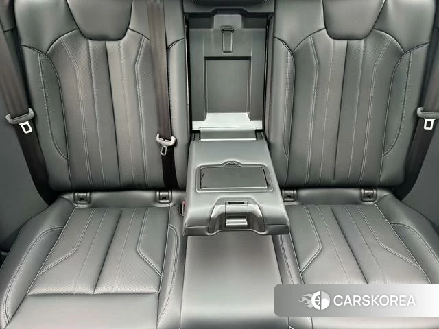Audi Q5L id 4263773 из Китая 26