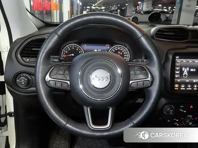 Jeep Renegade id 3225647 из Кореи 18