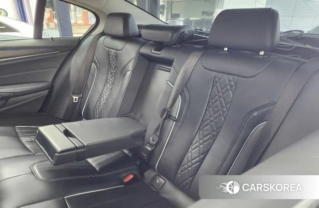 BMW 5 Series (G30) id 4233027 из Кореи 13