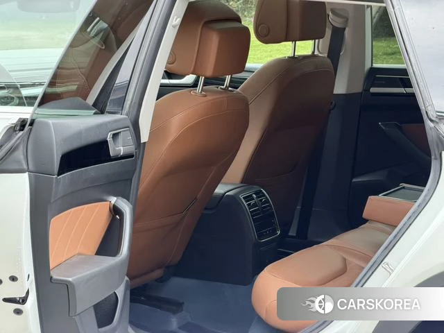 Volkswagen CC id 4215149 из Китая 16