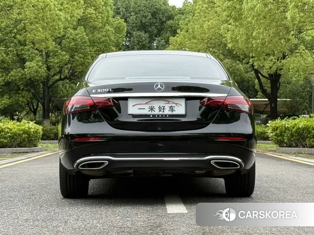 Mercedes-Benz E-class id 4348633 из Китая 16