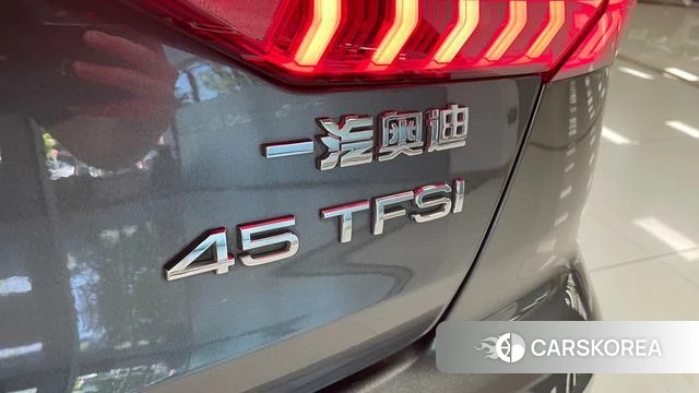 Audi A6L id 4399662 из Китая 24