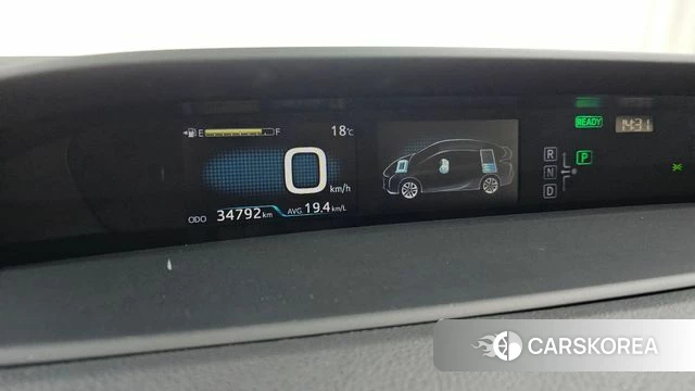 Toyota Prius 4th Generation id 3912042 из Кореи 18