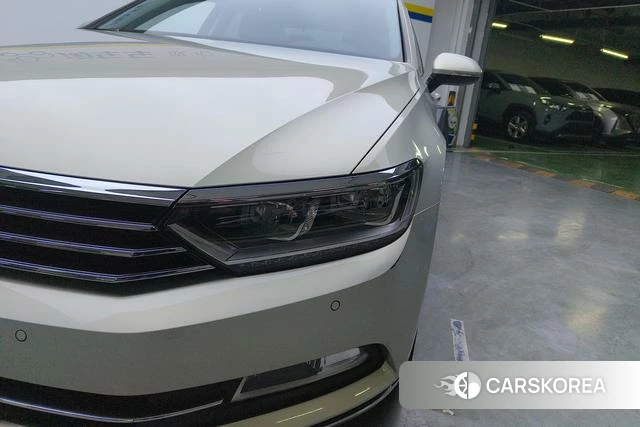 Volkswagen Magotan id 4235880 из Китая 15