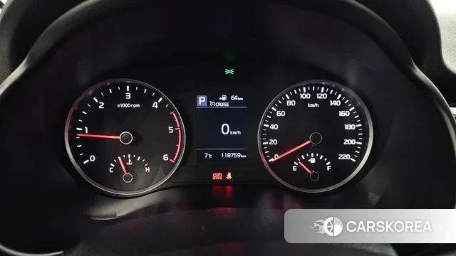 Kia Stonic id 3651952 из Кореи 18