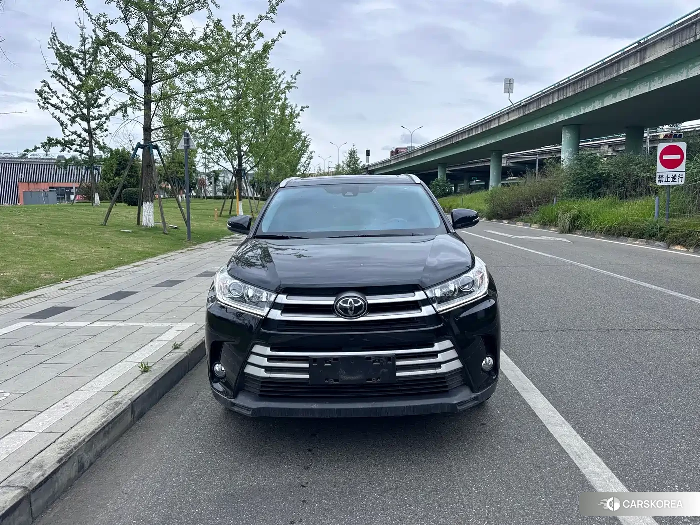 Toyota Highlander id 4538684 из Китая 8
