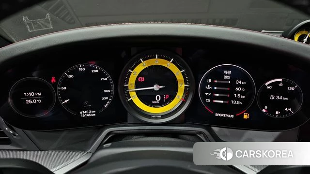 Porsche 911(992) id 4872312 из Кореи 18