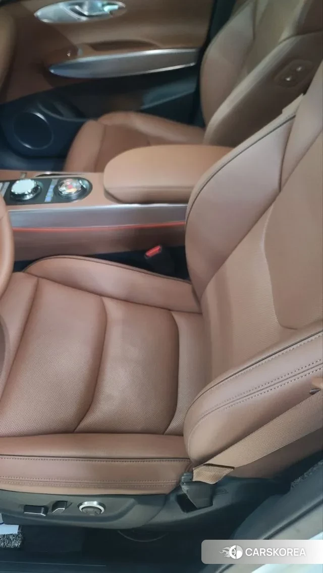 Genesis GV70 id 3031523 из Кореи 9