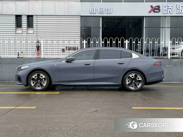 BMW i5 id 4353638 из Китая 15