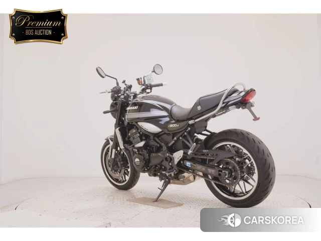 Kawasaki Z900RS id 4367981 из Японии 8