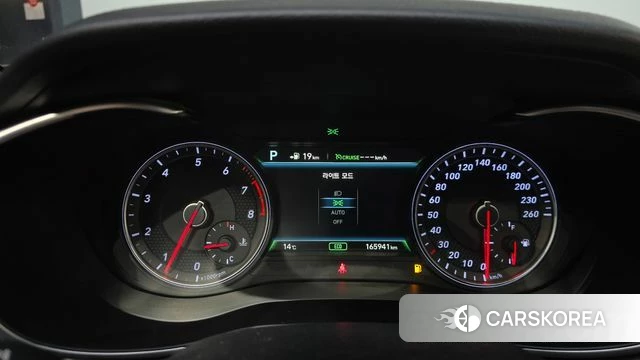 Genesis G70 id 3893893 из Кореи 18