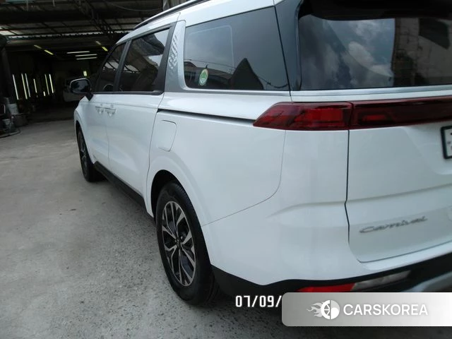 Kia The New Carnival id 4567661 из Кореи 18
