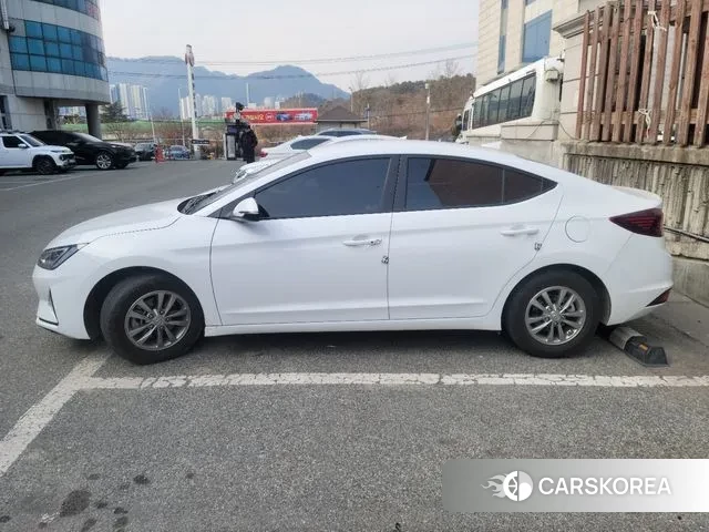 Hyundai The New Avante AD id 3616721 из Кореи 8