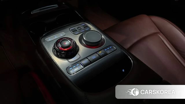 Genesis G90 (RS4) id 3812475 из Кореи 18