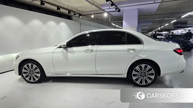 Mercedes-Benz E-Class W213 id 3509075 из Кореи 18