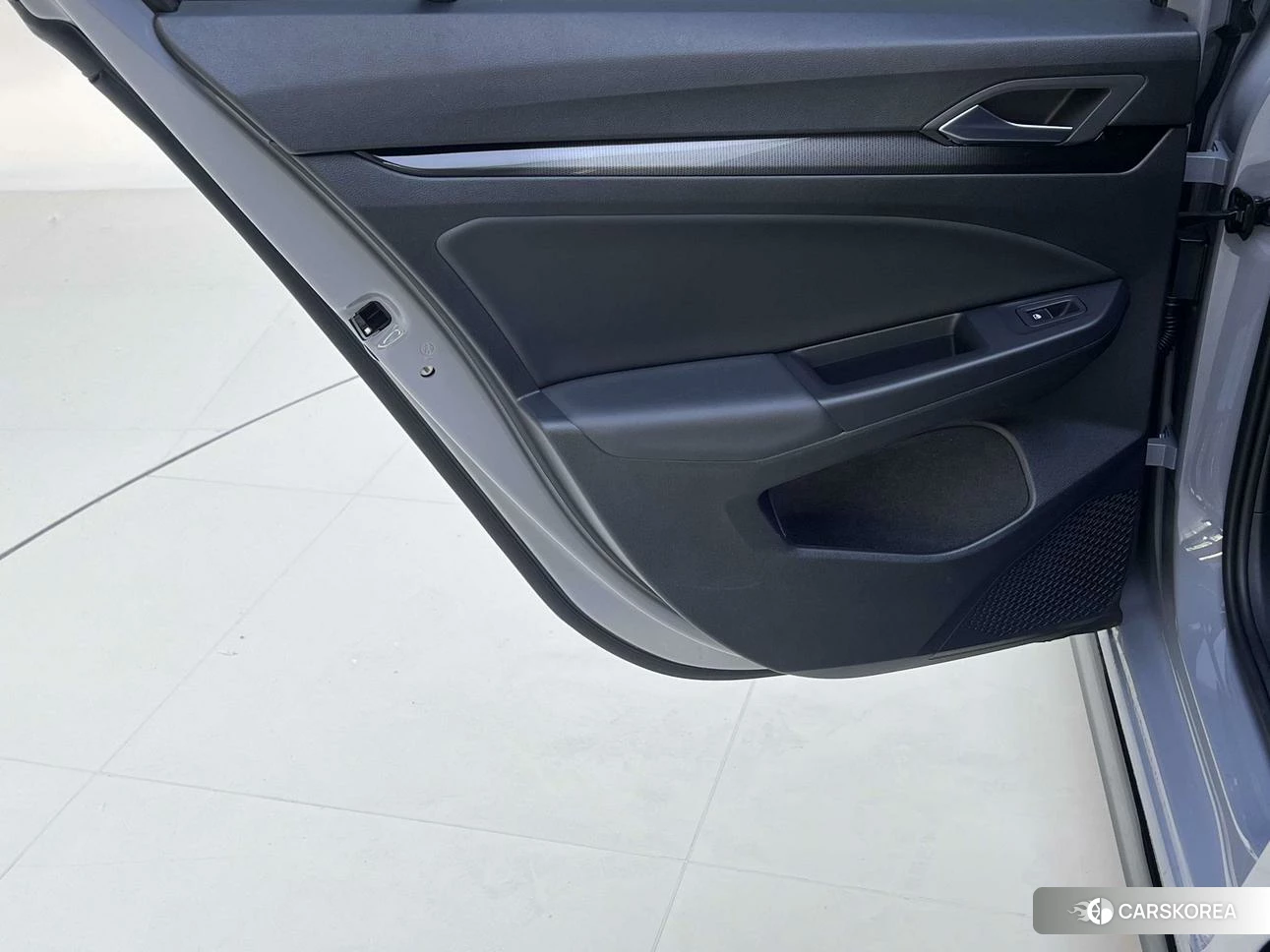 Volkswagen Golf id 4420920 из Китая 25