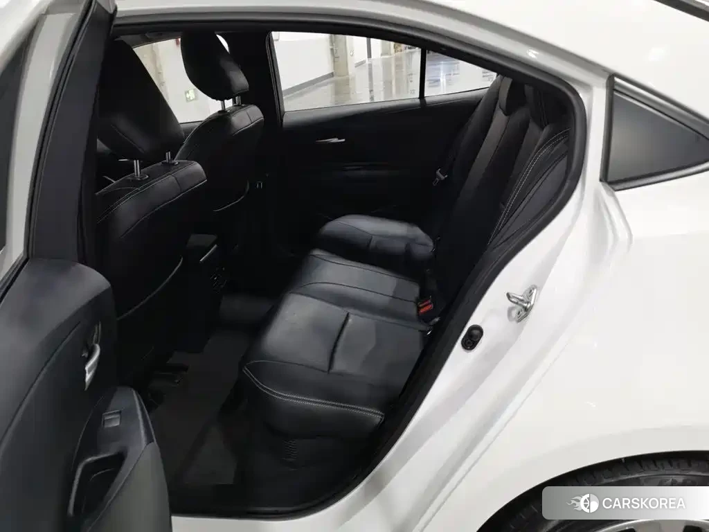 Toyota Corolla id 4576331 из Китая 22