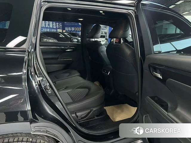 Toyota Crown Lufang id 4276508 из Китая 14