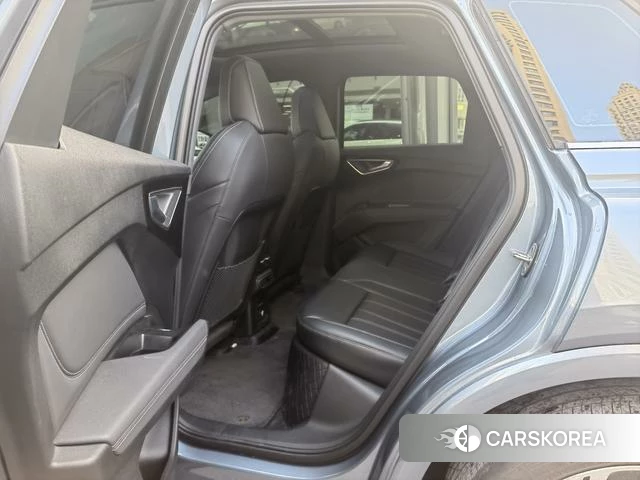 Audi Q4 e-tron id 3908558 из Китая 8