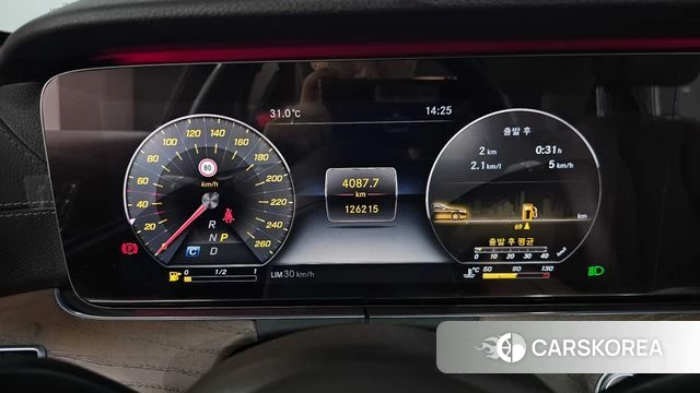 Mercedes-Benz E-Class W213 id 4595701 из Кореи 33