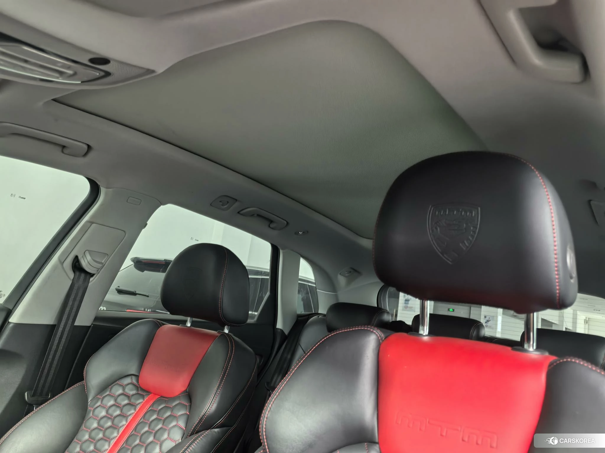 Audi Q5L id 4461450 из Китая 14