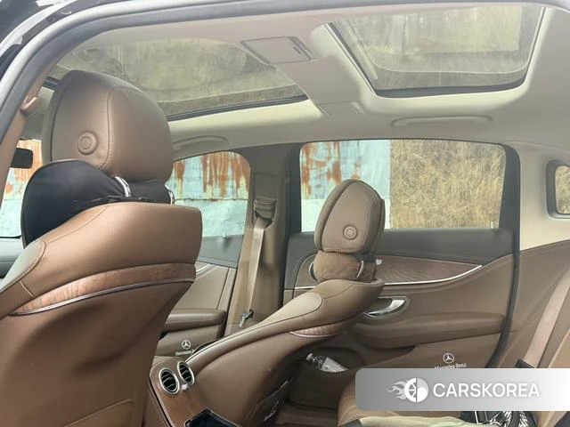 Mercedes-Benz E-class id 4207914 из Китая 8
