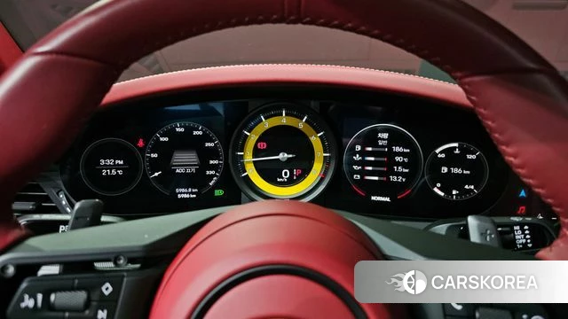 Porsche 911(992) id 4778286 из Кореи 32