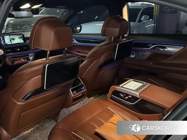 BMW 7 Series (G11) id 3789715 из Кореи 12