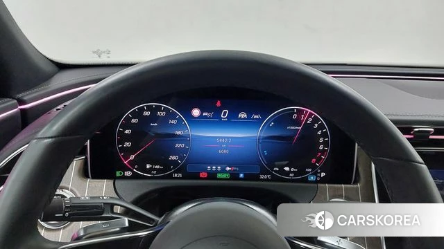 Mercedes-Benz E-Class W214 id 4602174 из Кореи 18