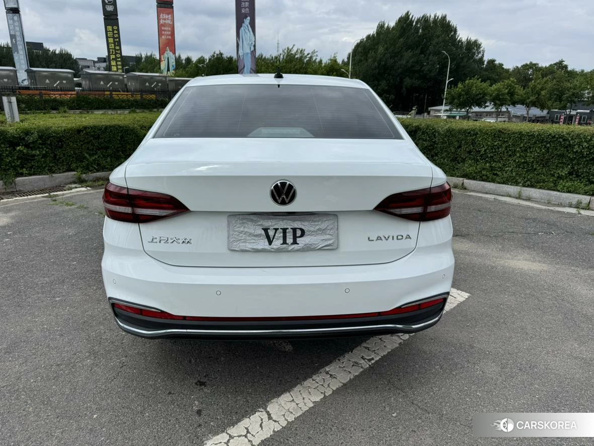 Volkswagen Lavida id 4461511 из Китая 18