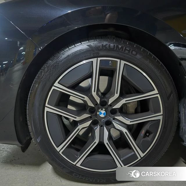 BMW 7 Series (G70) id 4367612 из Кореи 16