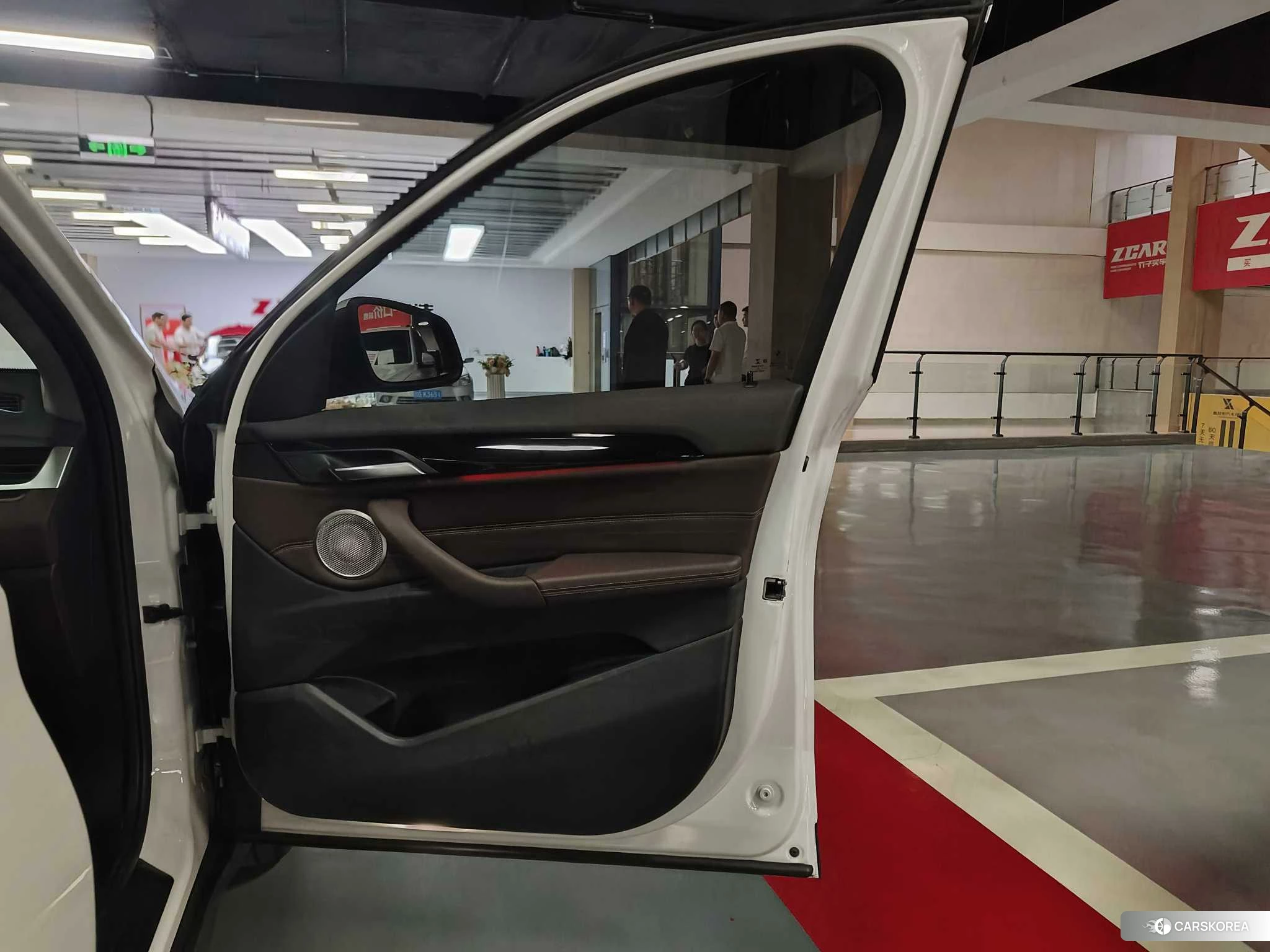 BMW X1 id 4452798 из Китая 41
