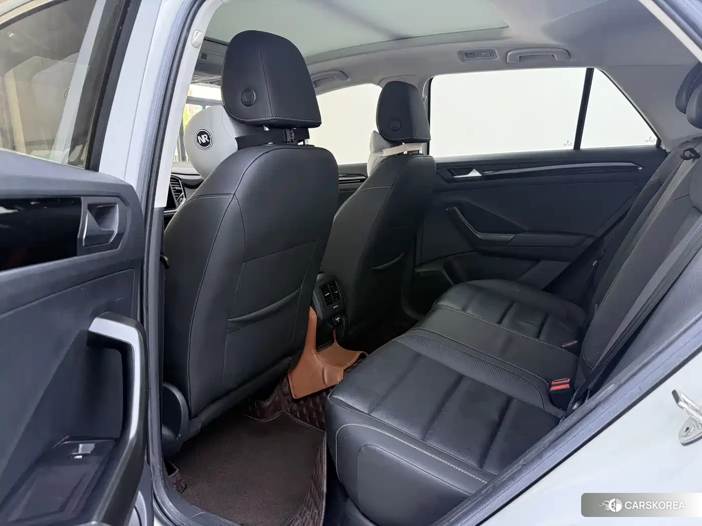 Volkswagen T-Roc id 4601100 из Китая 19