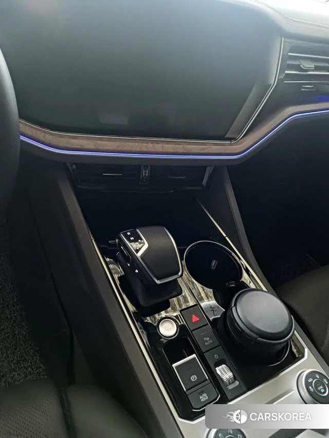 Volkswagen Touareg id 4328802 из Китая 15